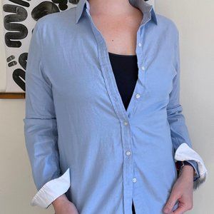 Banana Republic Women's Blue Button Up Oxford
